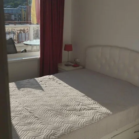 Yana Privilege Elinite Apartament *