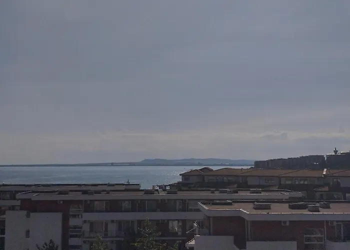 Yana Privilege Elinite Apartment *