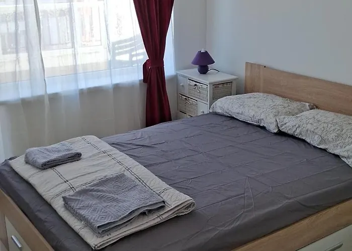 Apartment Yana Privilege Elinite Elenite